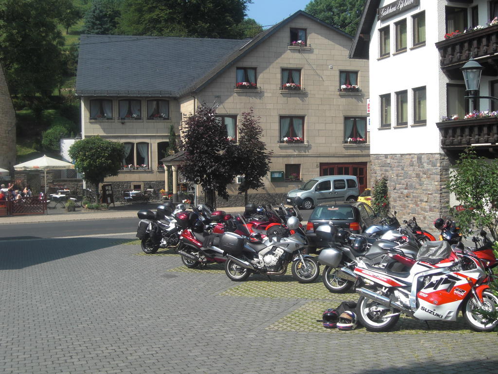 Hotel Restaurant Eifelstube Weibern Zewnętrze zdjęcie