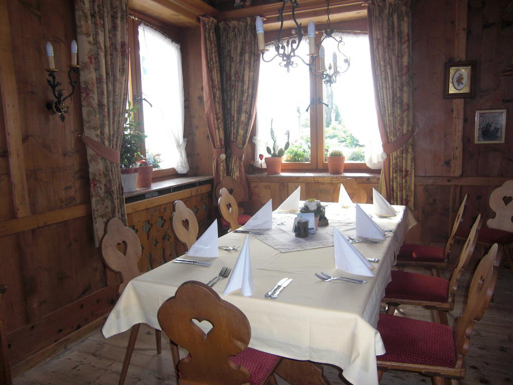 Hotel Restaurant Eifelstube Weibern Zewnętrze zdjęcie